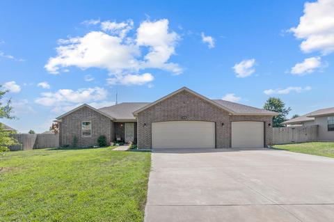 112 E Shawnee St, Strafford, MO 65757 photo 1