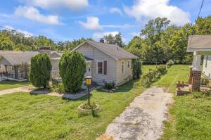 1441 N Rogers Ave, Springfield, MO 65802 photo 1