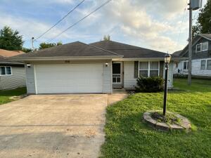 936 W Catalpa St, Springfield, MO 65807 photo 1