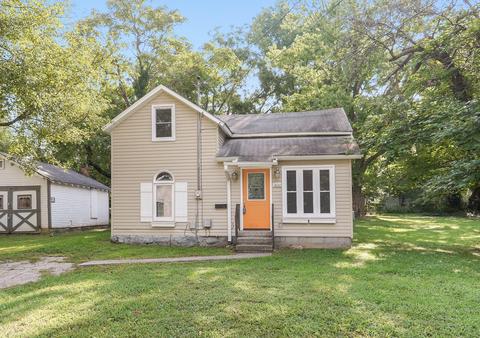 2028 N Travis Ave, Springfield, MO 65803 photo 1