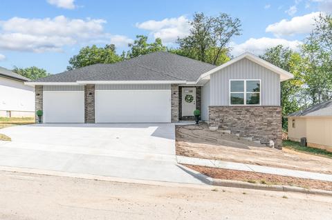 1410 W Parkview Ave, Ozark, MO 65721 photo 1