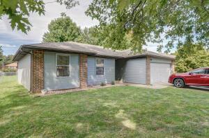 1421 W Seminole St, Springfield, MO 65807 photo 1
