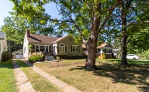 410 E Loren St, Springfield, MO 65807 photo 1