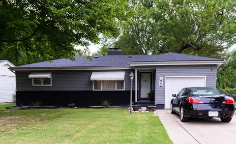 1942 S South Ave, Springfield, MO 65807 photo 1