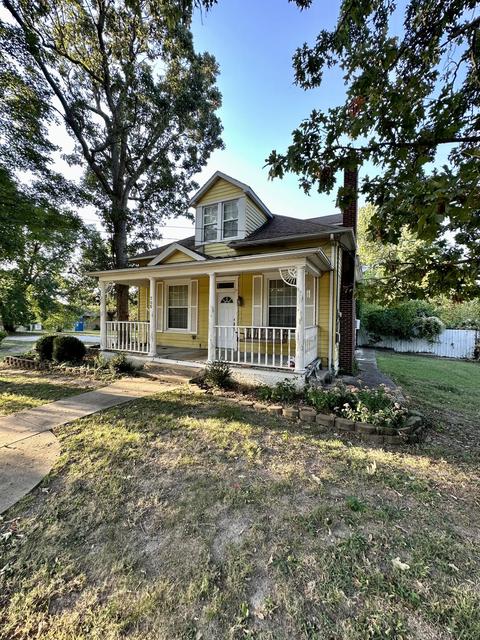 708 E Sycamore St, Monett, MO 65708 photo 1