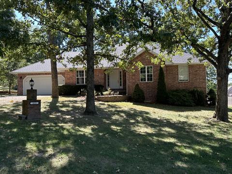 412 Forest Dr, Marshfield, MO 65706 photo 1