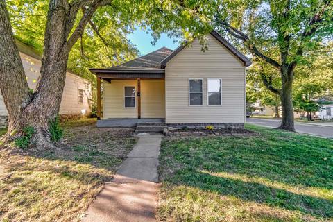 840 W Calhoun St, Springfield, MO 65802 photo 1