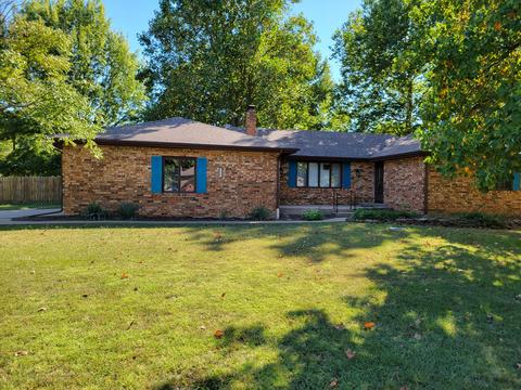1617 Porter Ave, Aurora, MO 65605 photo 1