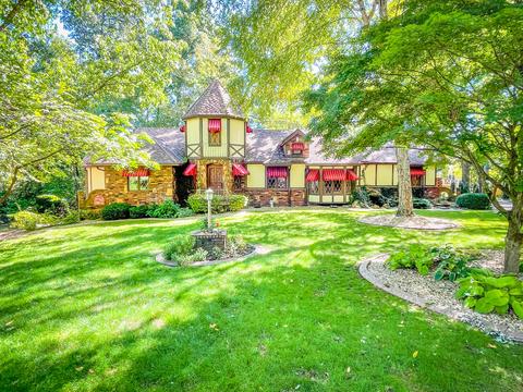 4381 E Whitehall Dr, Springfield, MO 65809 photo 1