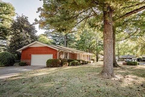 3230 E Seminole St, Springfield, MO 65804 photo 1