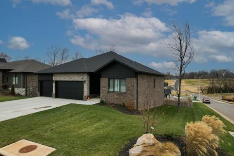6001 S Kings Ave, Springfield, MO 65810 photo 1