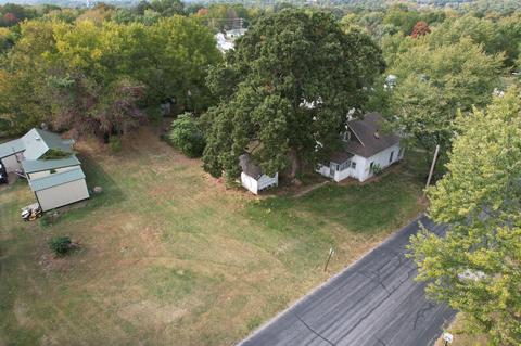 635 E South St, Mount Vernon, MO 65712 photo 1