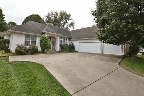 2614 E Cherryvale St, Springfield, MO 65804 photo 1