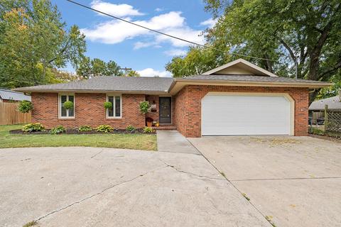 1516 E Grand St, Springfield, MO 65804 photo 1