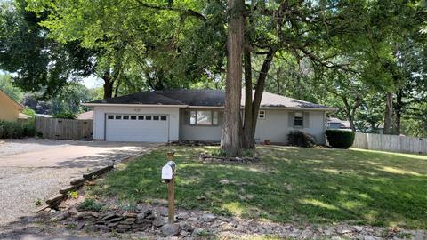 204 W Maple St, Nixa, MO 65714 photo 1