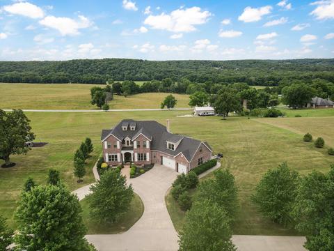 9324 E Mapleridge Ln, Strafford, MO 65757 photo 1