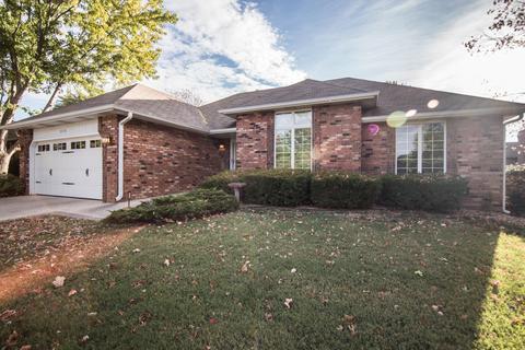 3318 S Greenbriar Ave, Springfield, MO 65804 photo 1