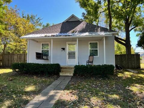 311 Arch St, Thayer, MO 65791 photo 1