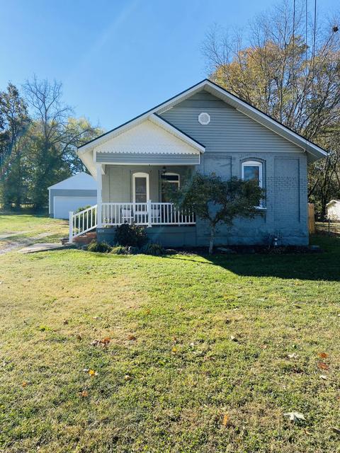 404 W Robertson St, Ozark, MO 65721 photo 1