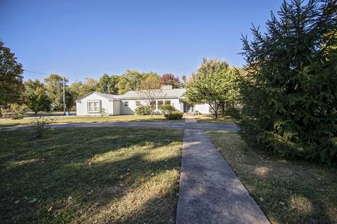 1561 S Fairway Ave, Springfield, MO 65804 photo 1