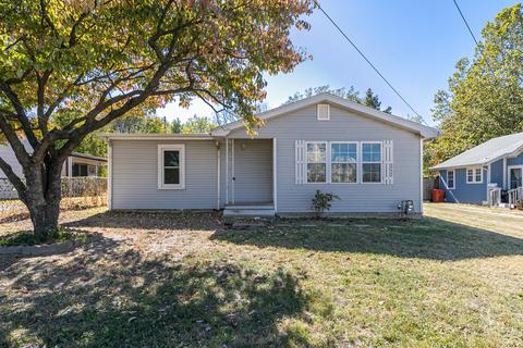 2722 W Calhoun St, Springfield, MO 65802 photo 1