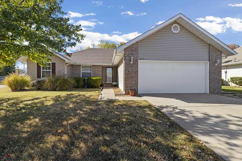 2551 S Timbercreek Ave, Springfield, MO 65807 photo 1