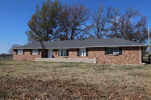 8372 Coyote Dr, Seneca, MO 64865 photo 1