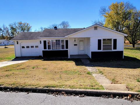 318 E 3rd St, West Plains, MO 65775 photo 1