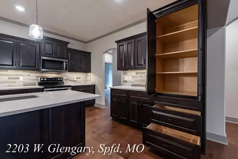 2203 W Glengary Ct, Springfield, MO 65810 photo 21