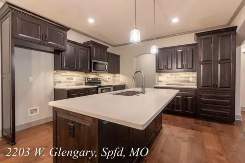 2203 W Glengary Ct, Springfield, MO 65810 photo 12
