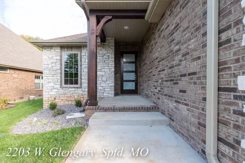 2203 W Glengary Ct, Springfield, MO 65810 photo 6