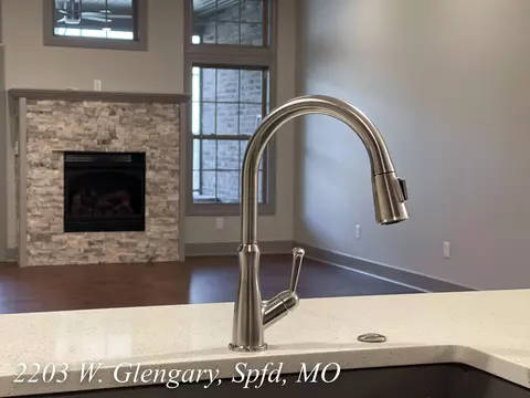 2203 W Glengary Ct, Springfield, MO 65810 photo 17