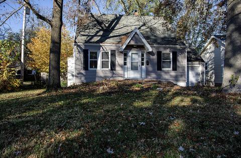 1415 S Kickapoo Ave, Springfield, MO 65804 photo 1