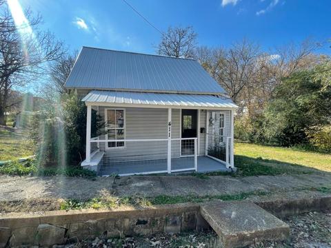 411 N 3rd St, Thayer, MO 65791 photo 1