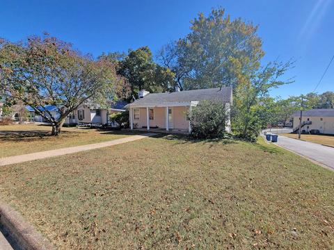 822 S Third St, Branson, MO 65616 photo 1