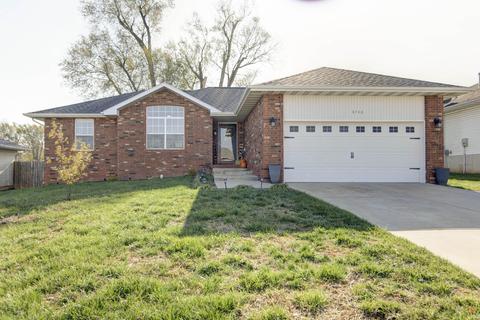 3746 W Greenway Dr, Springfield, MO 65807 photo 1