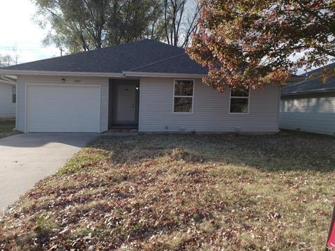 1607 N Lone Pine Ave, Springfield, MO 65803 photo 1