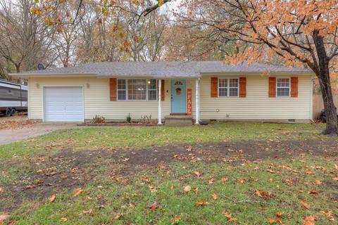 101 Red Oak Dr, Carl Junction, MO 64834 photo 1