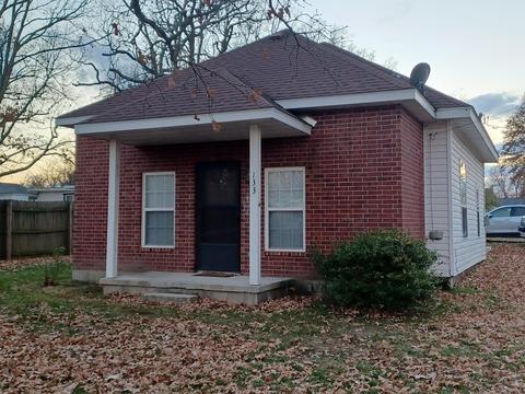133 N Vine St, Marshfield, MO 65706 photo 1