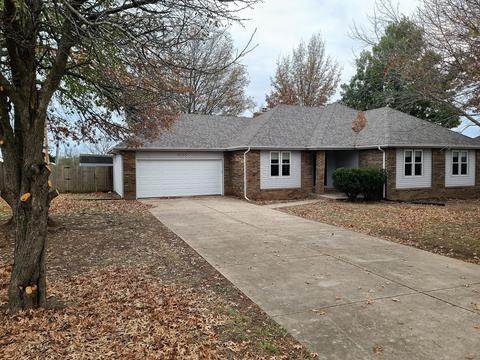 3634 W Kingsley St, Springfield, MO 65807 photo 1