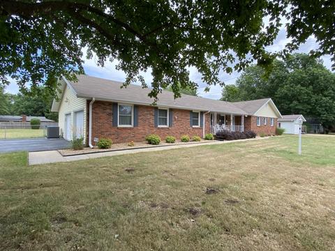 3223 W Seminole St, Springfield, MO 65807 photo 1
