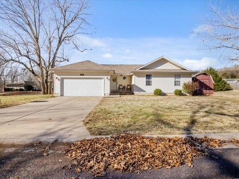 8700 Brookside Cir, Monett, MO 65708 photo 1