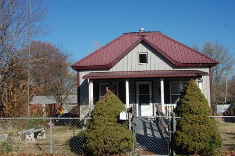 405 E Market St, Diamond, MO 64840 photo 1