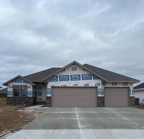 5601 W Mangrove St, Springfield, MO 65802 photo 1