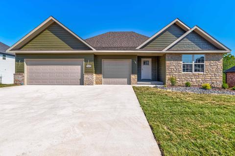 1601 E Hayloft Dr, Ozark, MO 65721 photo 1