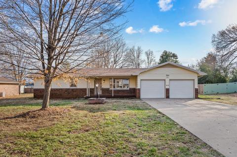 546 W Swan St, Springfield, MO 65807 photo 1