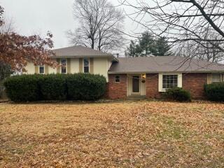 1748 E Arlington Rd, Springfield, MO 65804 photo 1