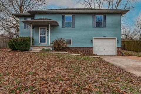 1502 W Meadow Ave, Ozark, MO 65721 photo 1