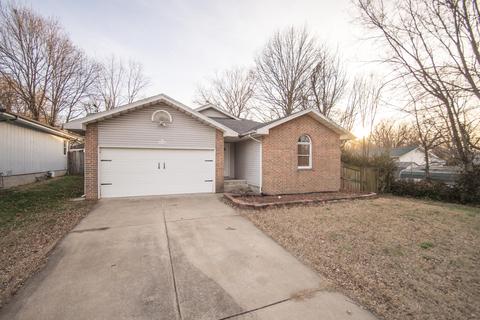 1110 E Kerr St, Springfield, MO 65803 photo 1