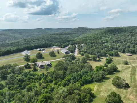 69 Discovery Bay Dr, Shell Knob, MO 65747 photo 4